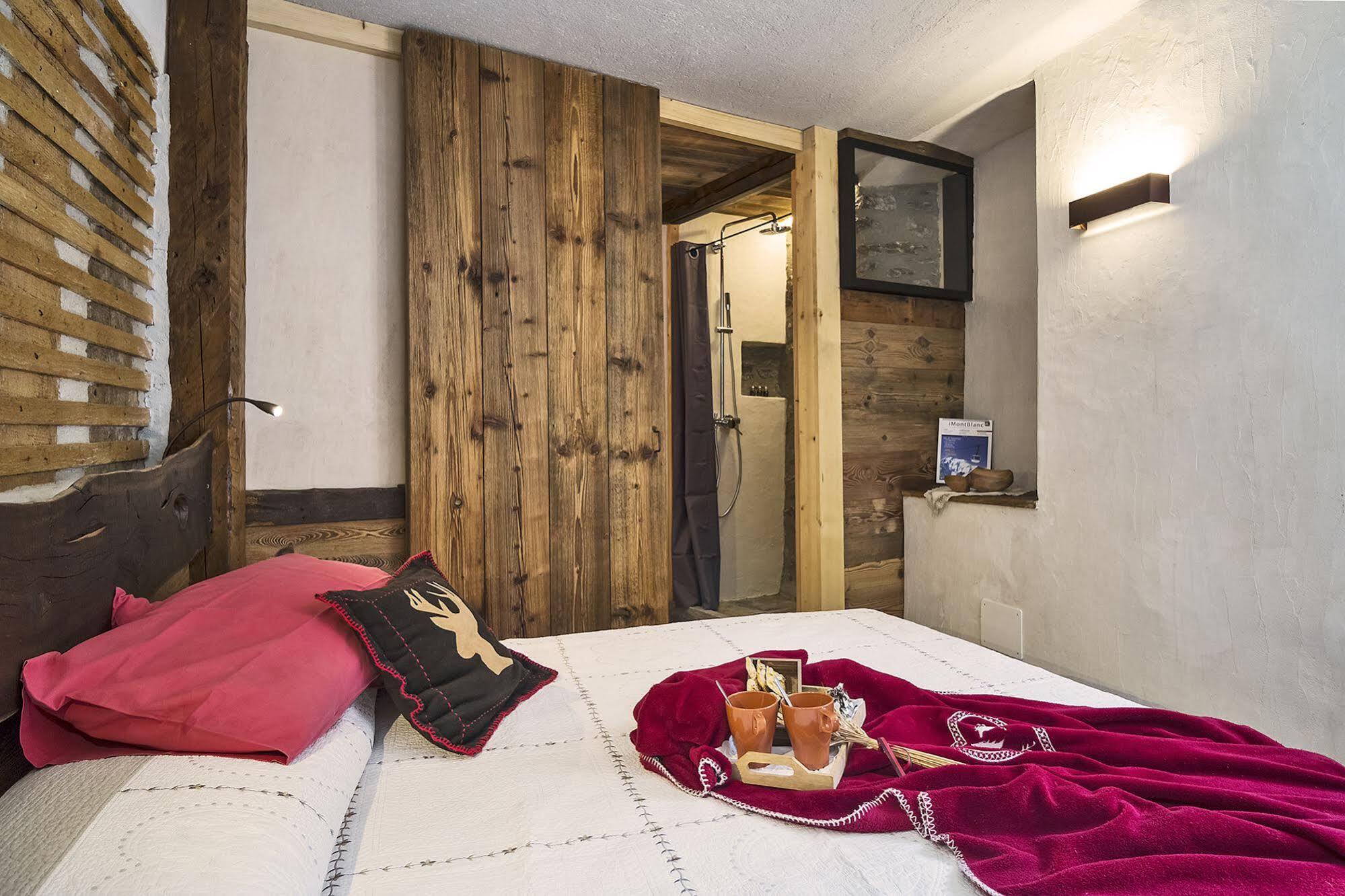 Maison La Saxe Courmayeur Exteriör bild